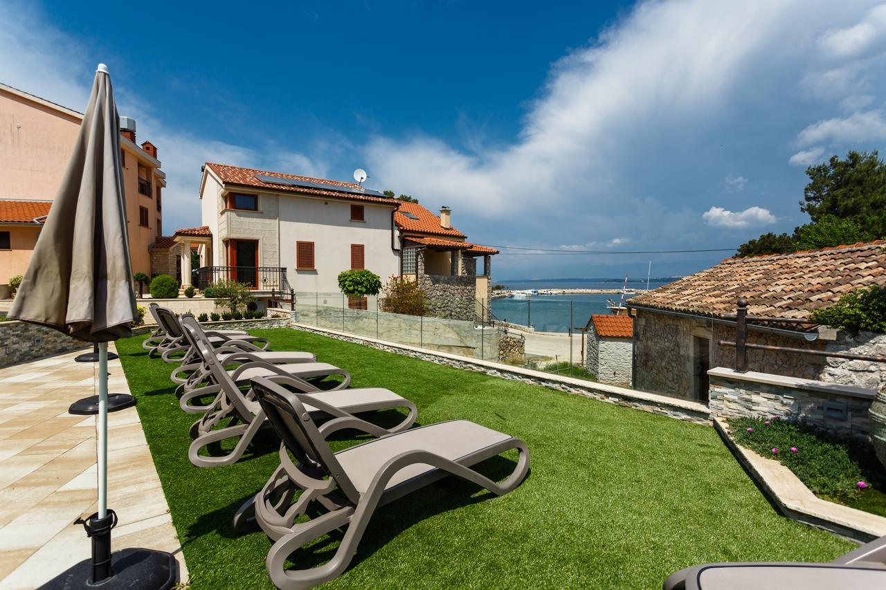 Villa Aria มาลินสกา ภายนอก รูปภาพ